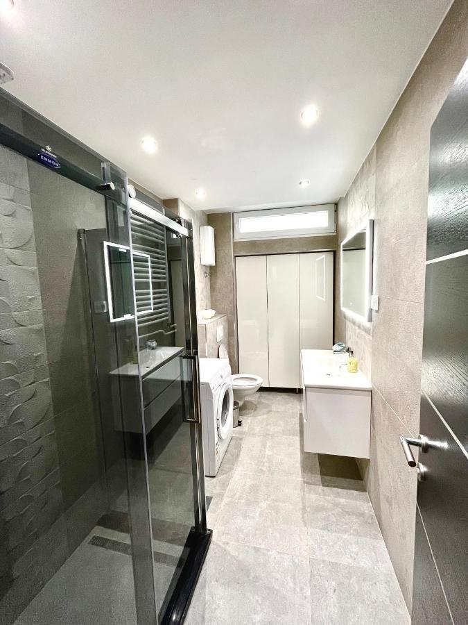 Apartment Delic Belgrado Exterior foto